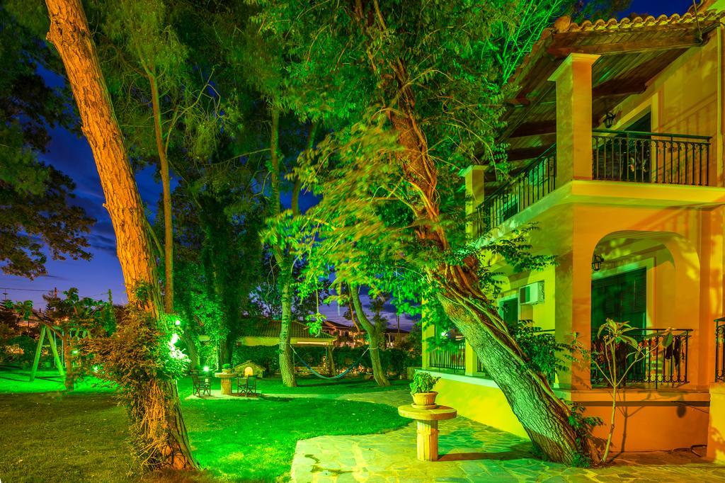 Zarkadis Beach Apartments Τσιλιβί Εξωτερικό φωτογραφία