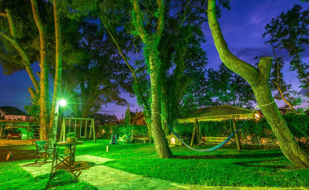 Zarkadis Beach Apartments Τσιλιβί Εξωτερικό φωτογραφία