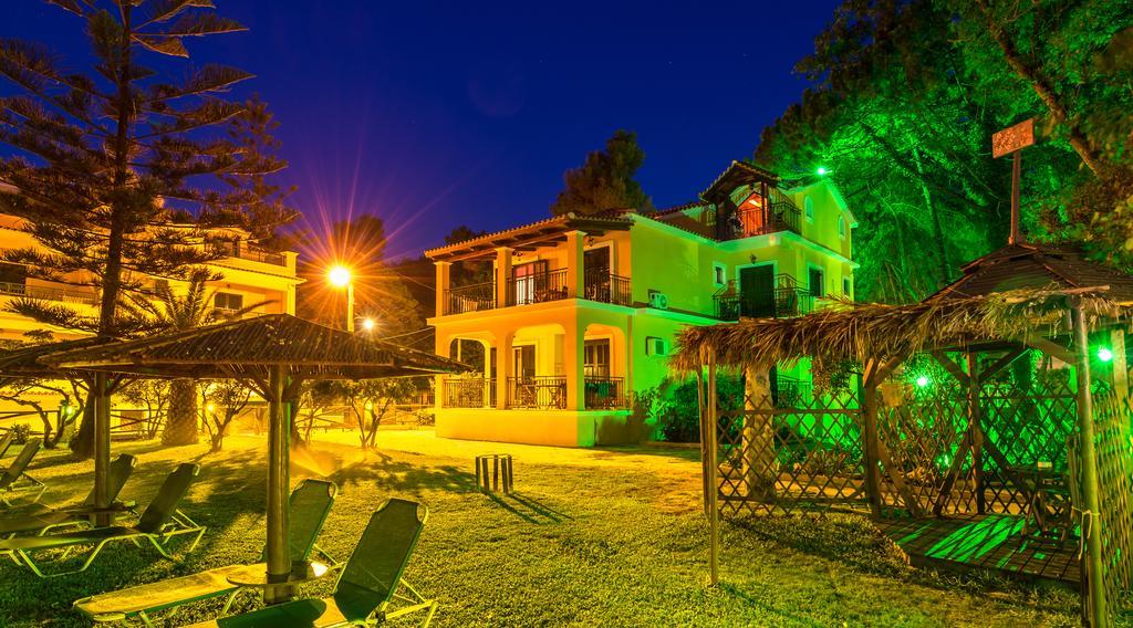 Zarkadis Beach Apartments Τσιλιβί Εξωτερικό φωτογραφία