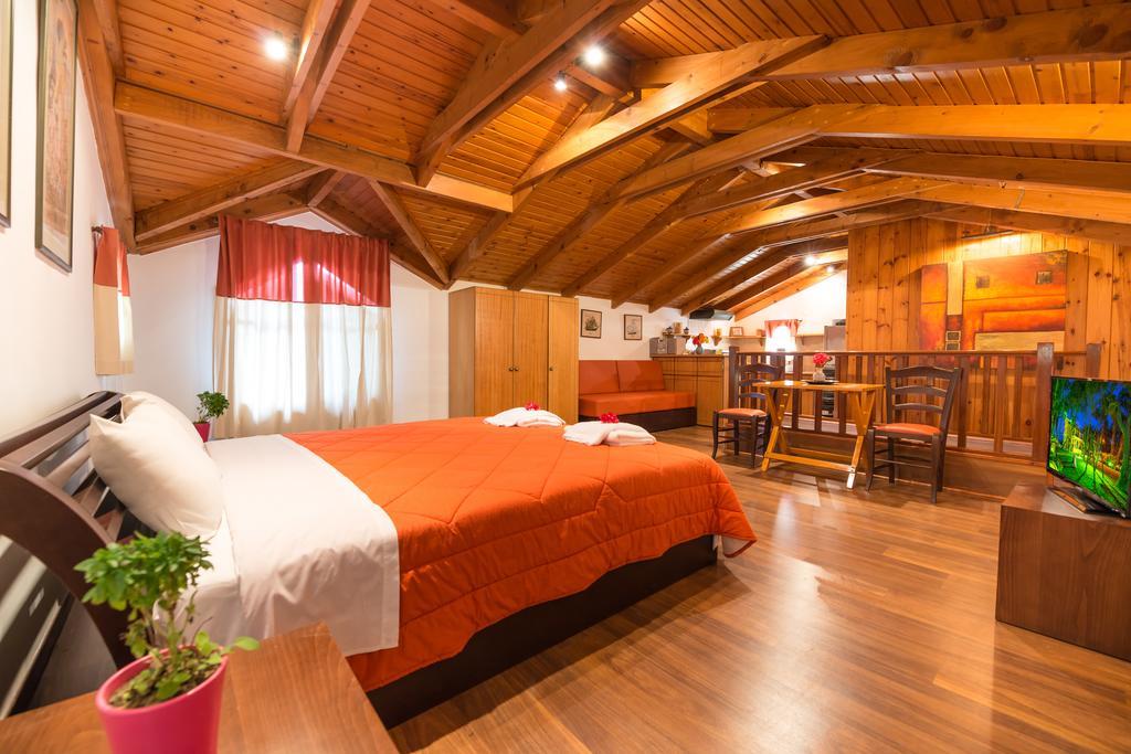 Zarkadis Beach Apartments Τσιλιβί Δωμάτιο φωτογραφία