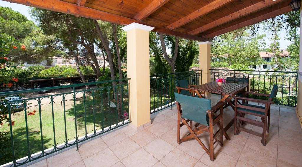 Zarkadis Beach Apartments Τσιλιβί Εξωτερικό φωτογραφία