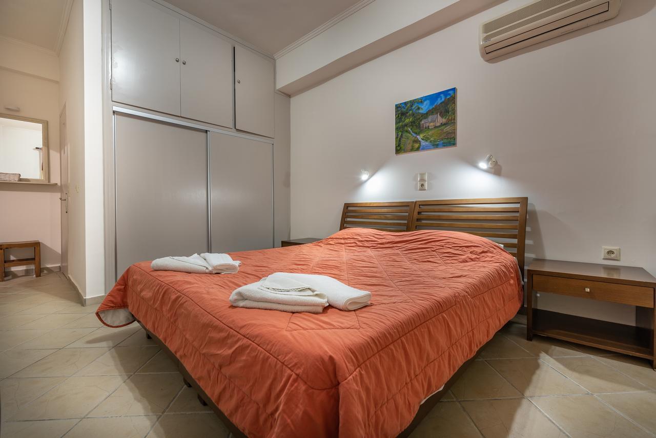 Zarkadis Beach Apartments Τσιλιβί Εξωτερικό φωτογραφία