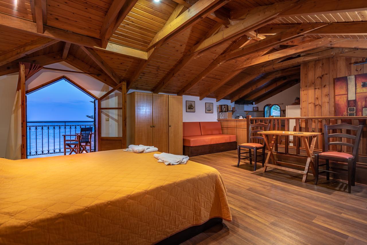 Zarkadis Beach Apartments Τσιλιβί Εξωτερικό φωτογραφία