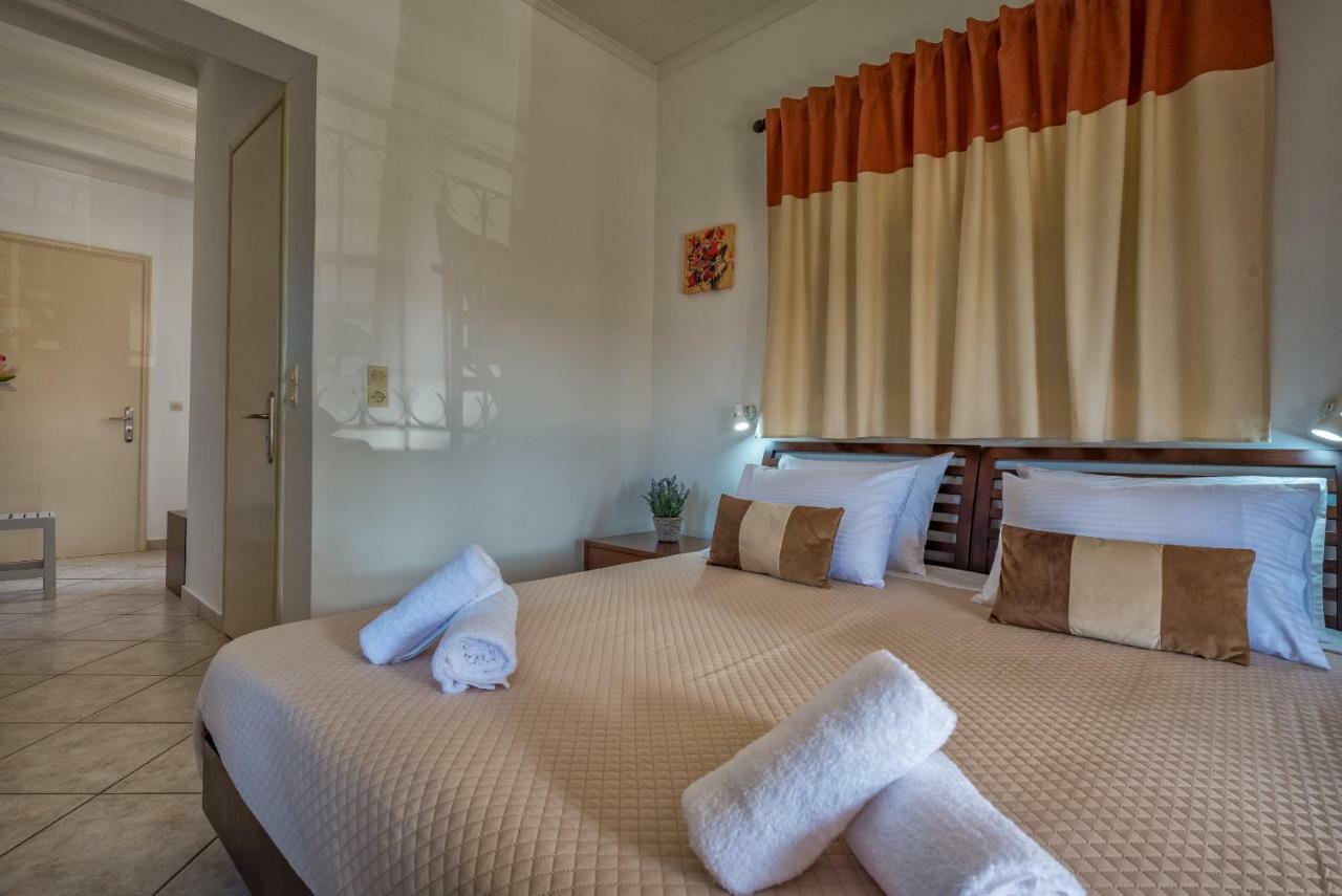 Zarkadis Beach Apartments Τσιλιβί Εξωτερικό φωτογραφία