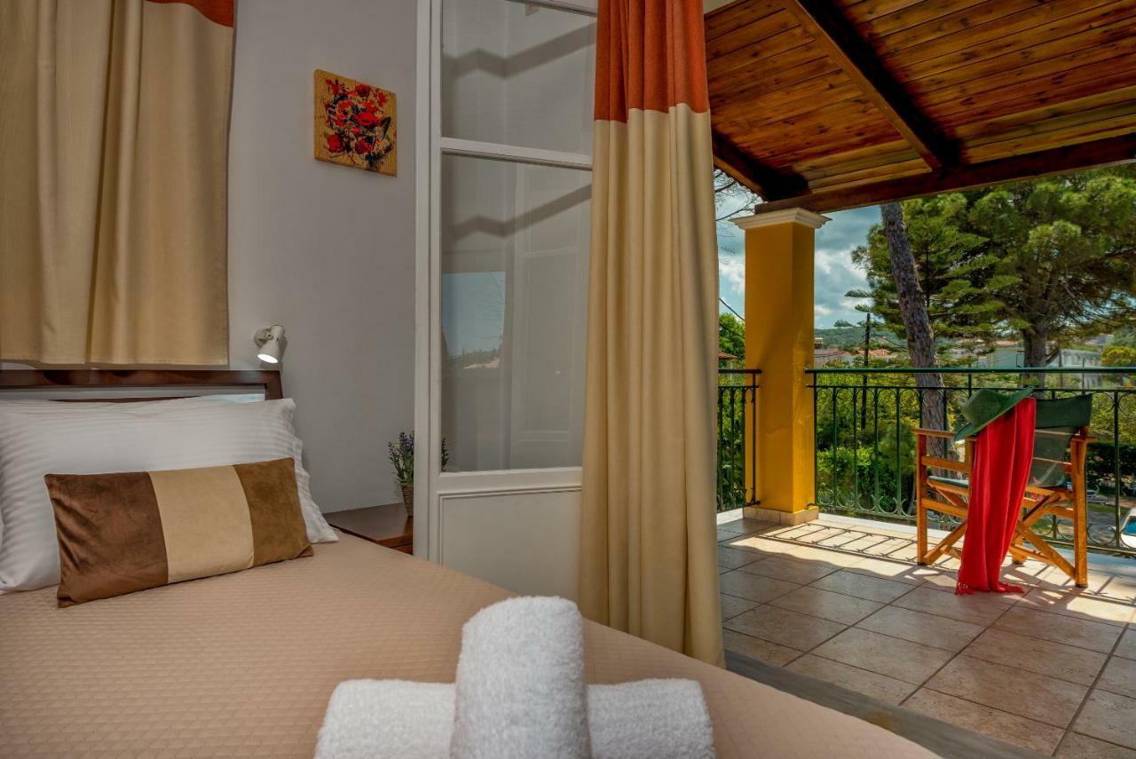 Zarkadis Beach Apartments Τσιλιβί Εξωτερικό φωτογραφία