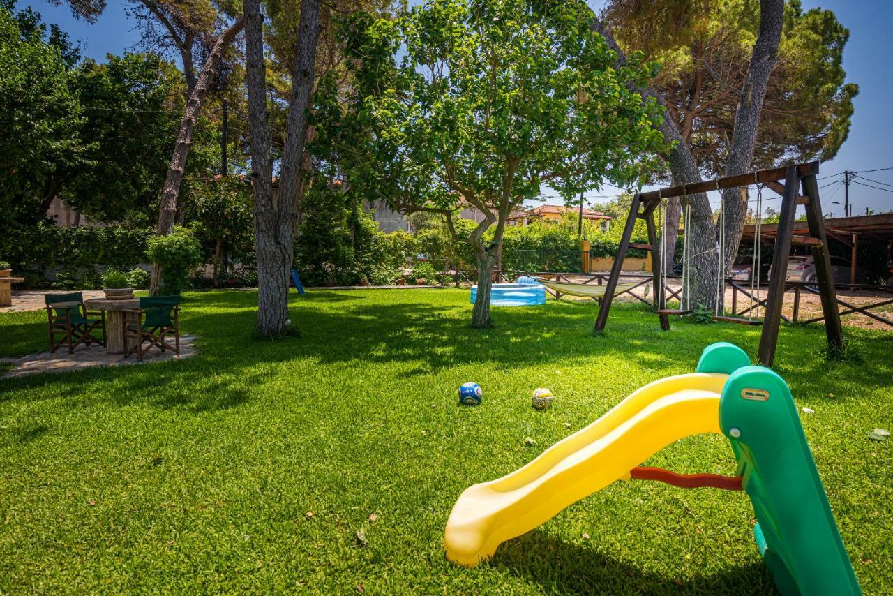 Zarkadis Beach Apartments Τσιλιβί Εξωτερικό φωτογραφία