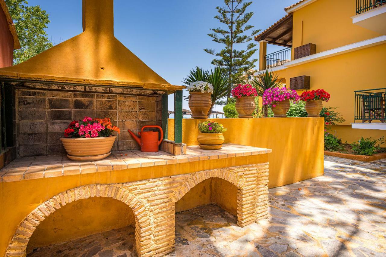 Zarkadis Beach Apartments Τσιλιβί Εξωτερικό φωτογραφία